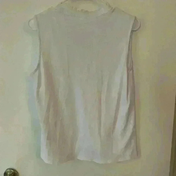 Rafaella Light Summer Top - Picture 3 of 7